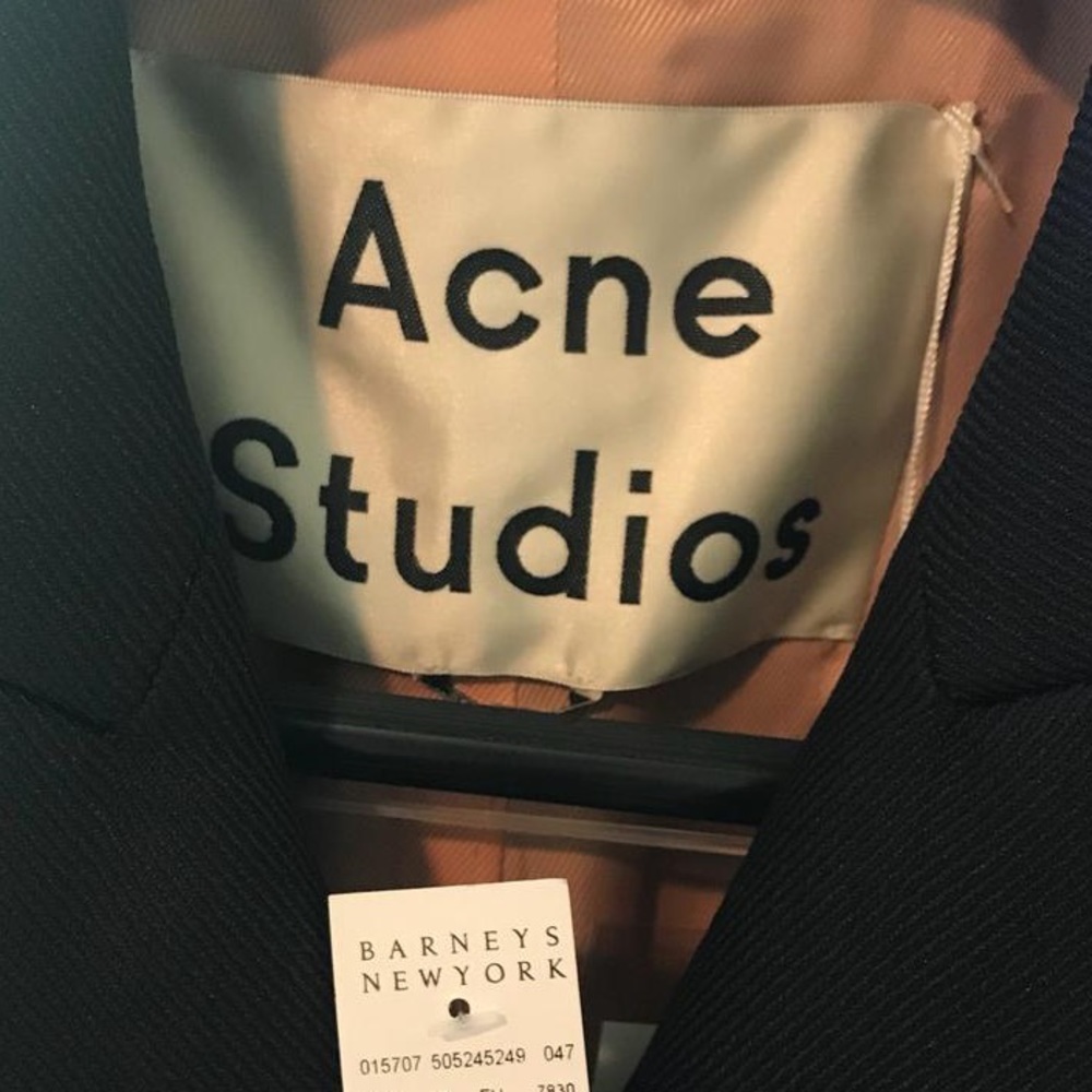 Acne Studios Pink Silk Lined Black Coat - Picture 3 of 7